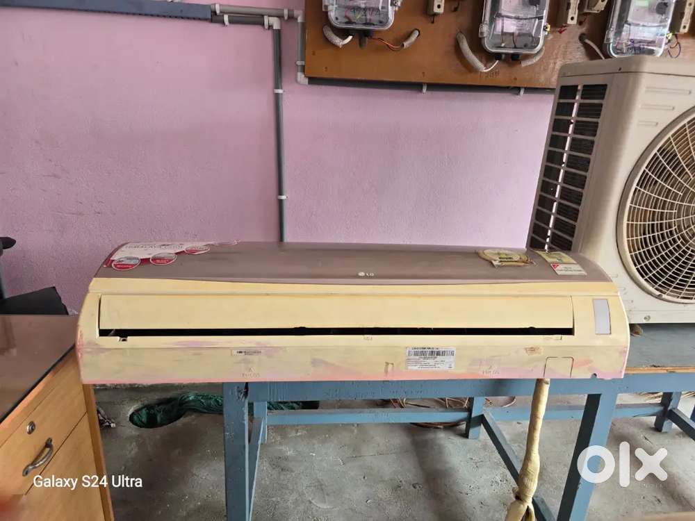 Air conditioner (AC)