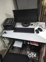 Complete pc with table