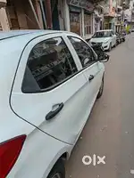 Tata Tiago 2017 Petrol 44000 Km Driven,Single handed drivn by my uncle