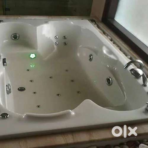 Jacuzzi Bathing Tub