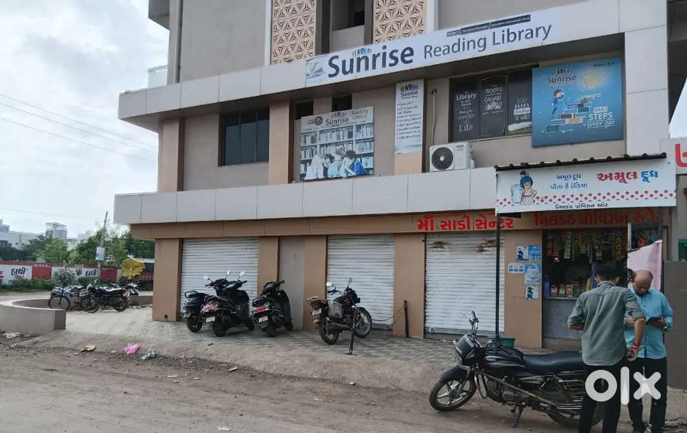 Shop for sale near Swaminarayan mukhy mandir , aakhlol jakatnaka