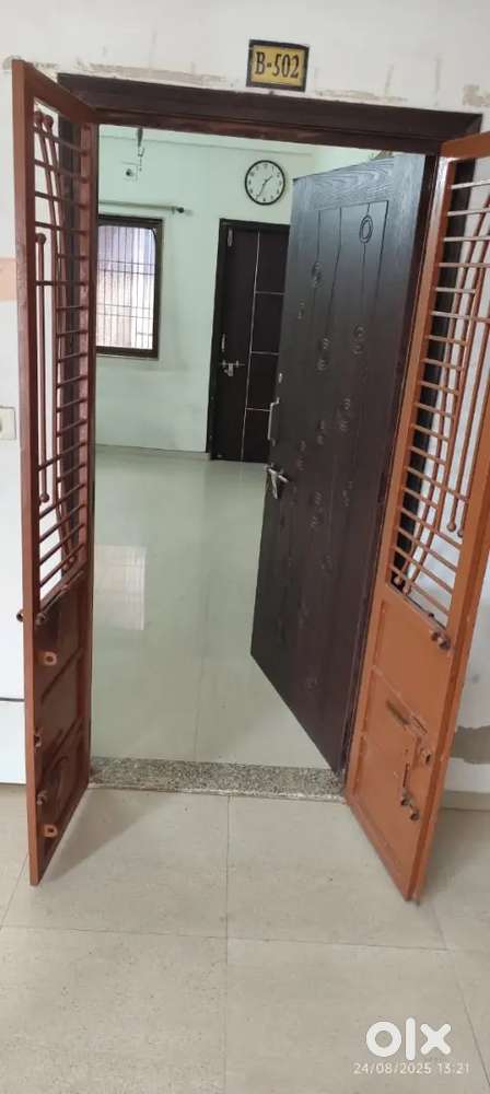 2bhk flat for sale good locality at 3700000