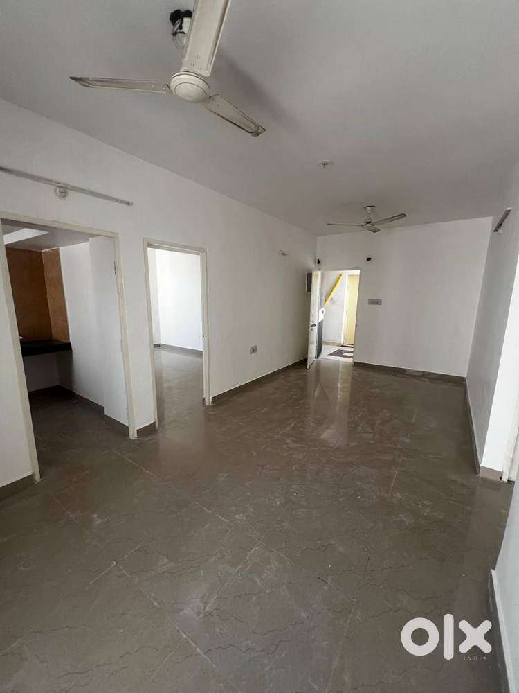 3 Bedroom 1235 Sq.Ft. Apartment in IBD Royal City Citi