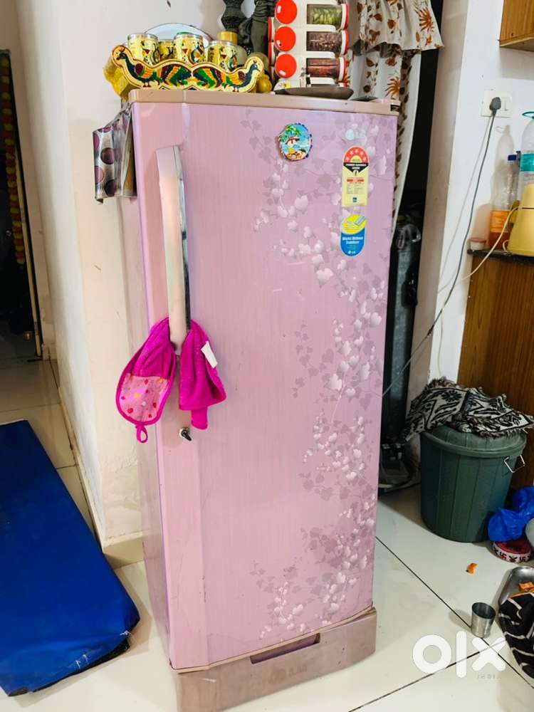 LG 235 litre fridge 4800/- only
