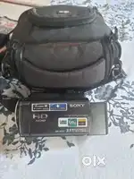 VIDEO CAMERA SONY HDR-XR150 120GB GOOD CONDITION. ALL ACCESSORY