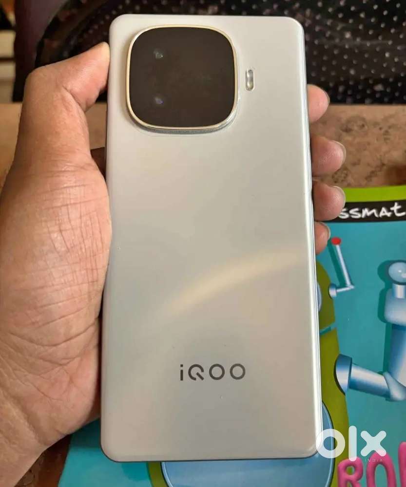 Iqoo neo 10r