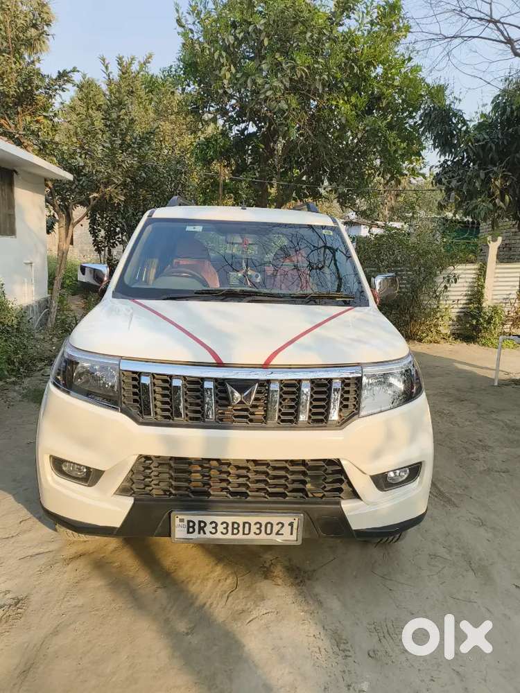 One hand driven car