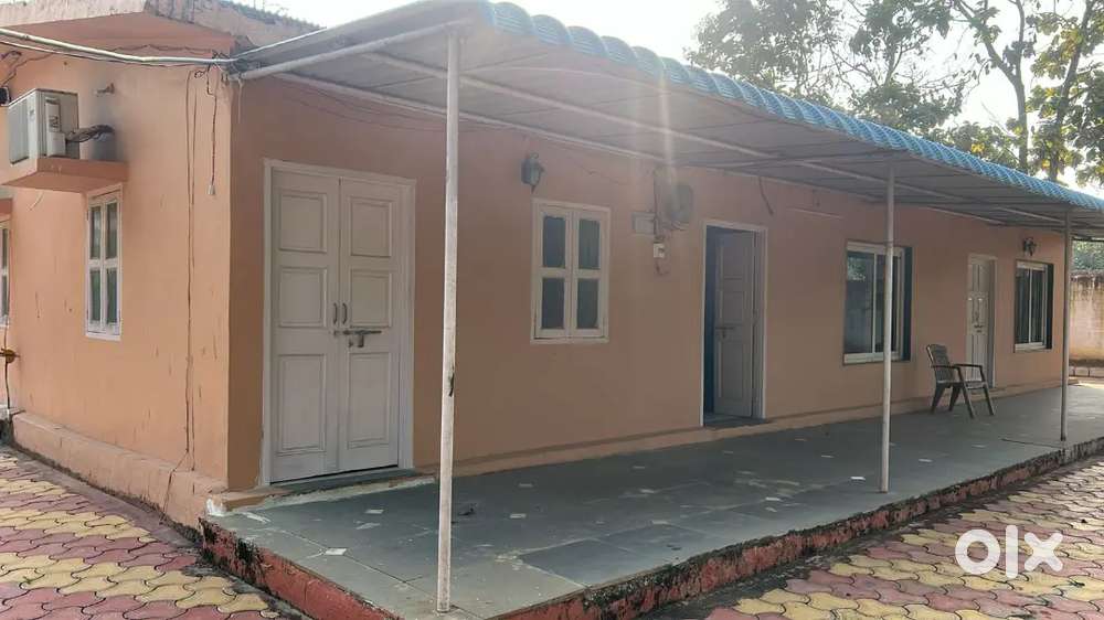 2bhk farm house available for rent in vip road