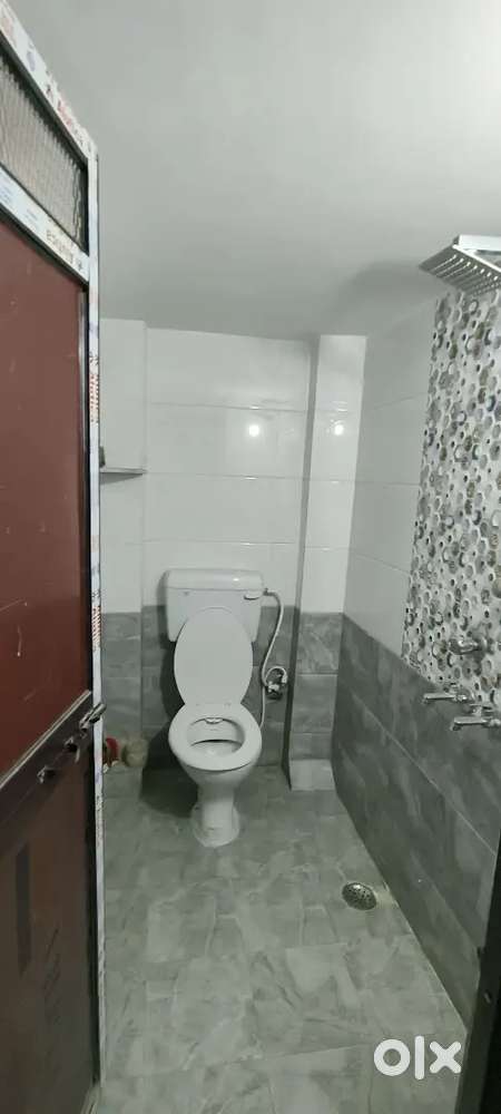 I need a Flatmate in 2 BHK flat one room is available