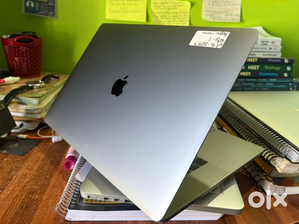 MacBook Pro i7