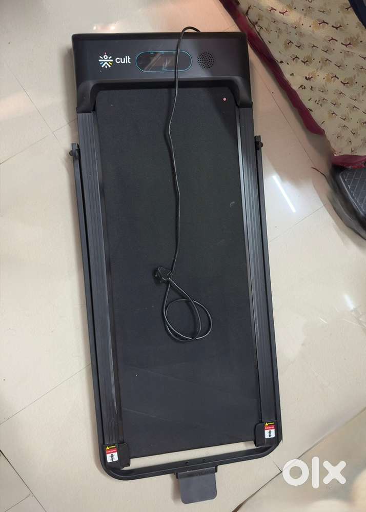 Smartrun Baytown 2HP Peak WalkPad  Max Speed-8kmph  Max Weight-110kg