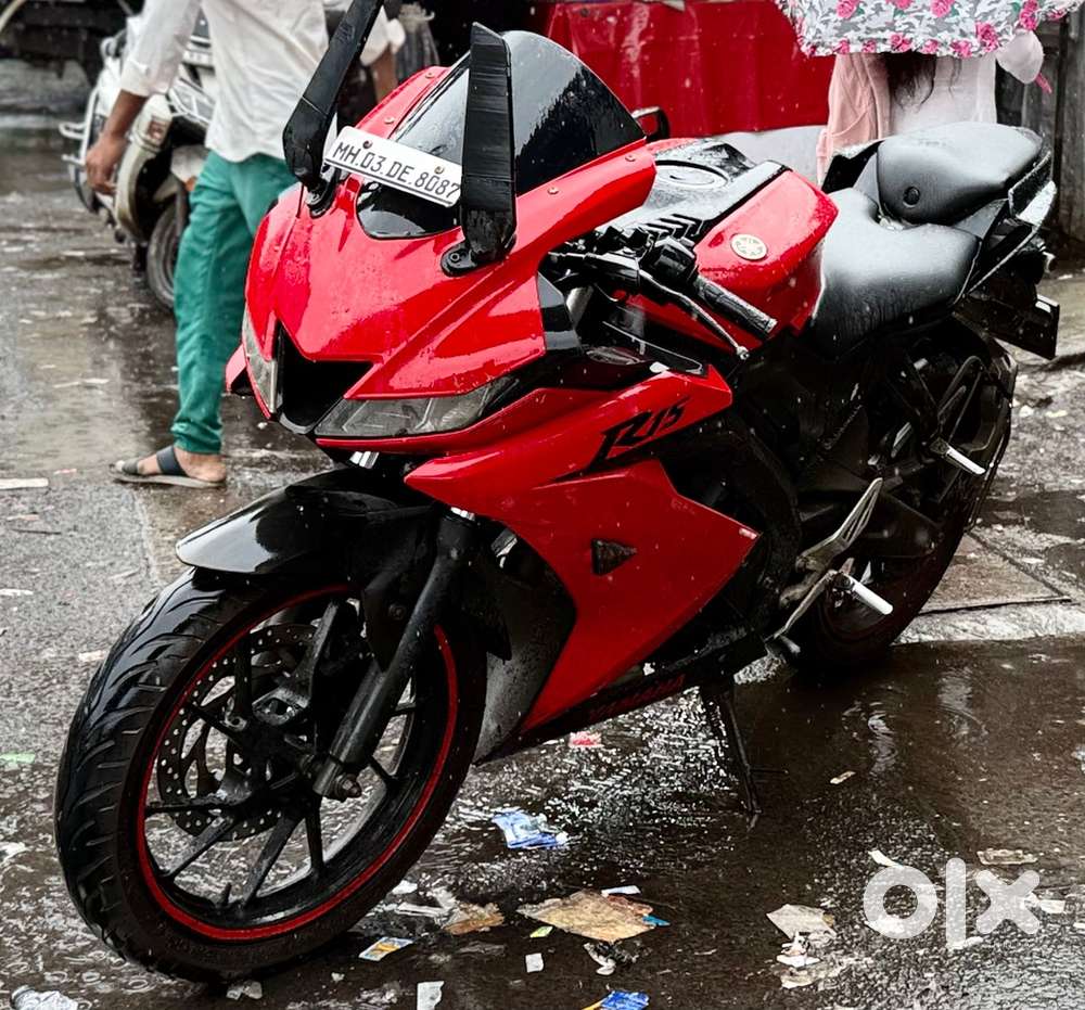 R15 v3 red & black