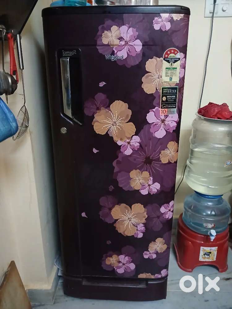 Whirlpool fridge in good condition