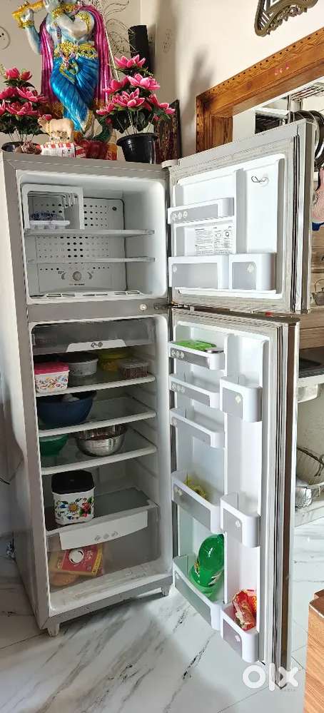 Double door fridge