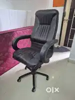 SOFA And BOSS CHAIR OLD  3000 ONLY