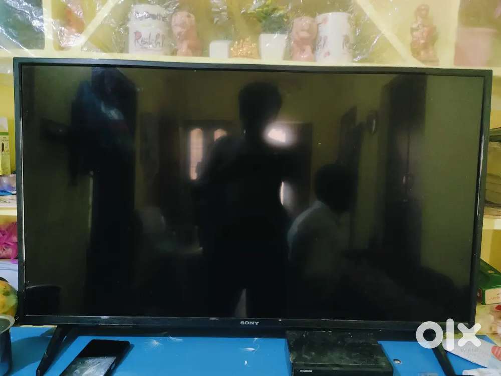 Sony 43incahs working but  led light not working