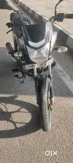 Bajaj platina comfortech  110 cc..