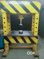100 ton capacity hydraulic press machin for sell