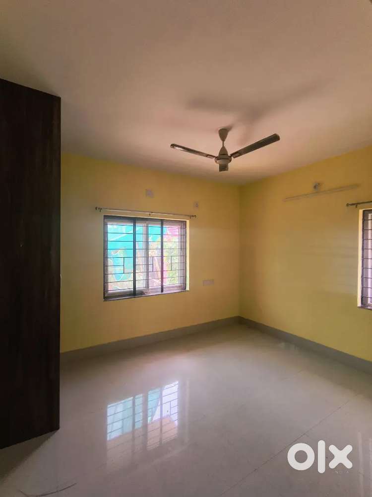 1bhk for family or working bachelor ( independent no owner stay)