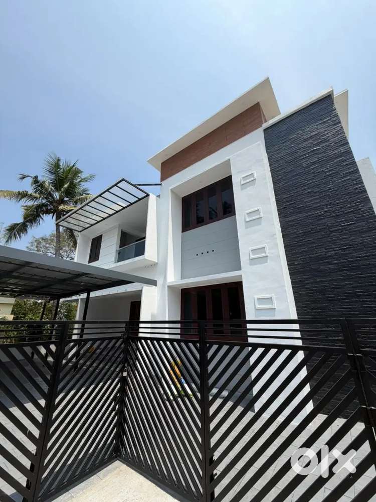 2bhk unfurnished house