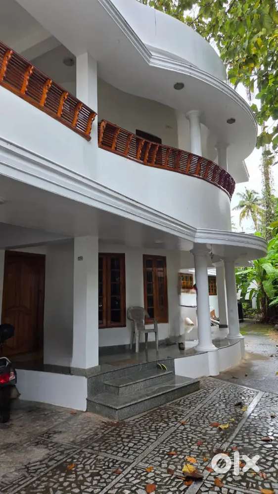 3 BHK well structured house