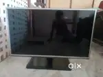 LG 32' LCD TV