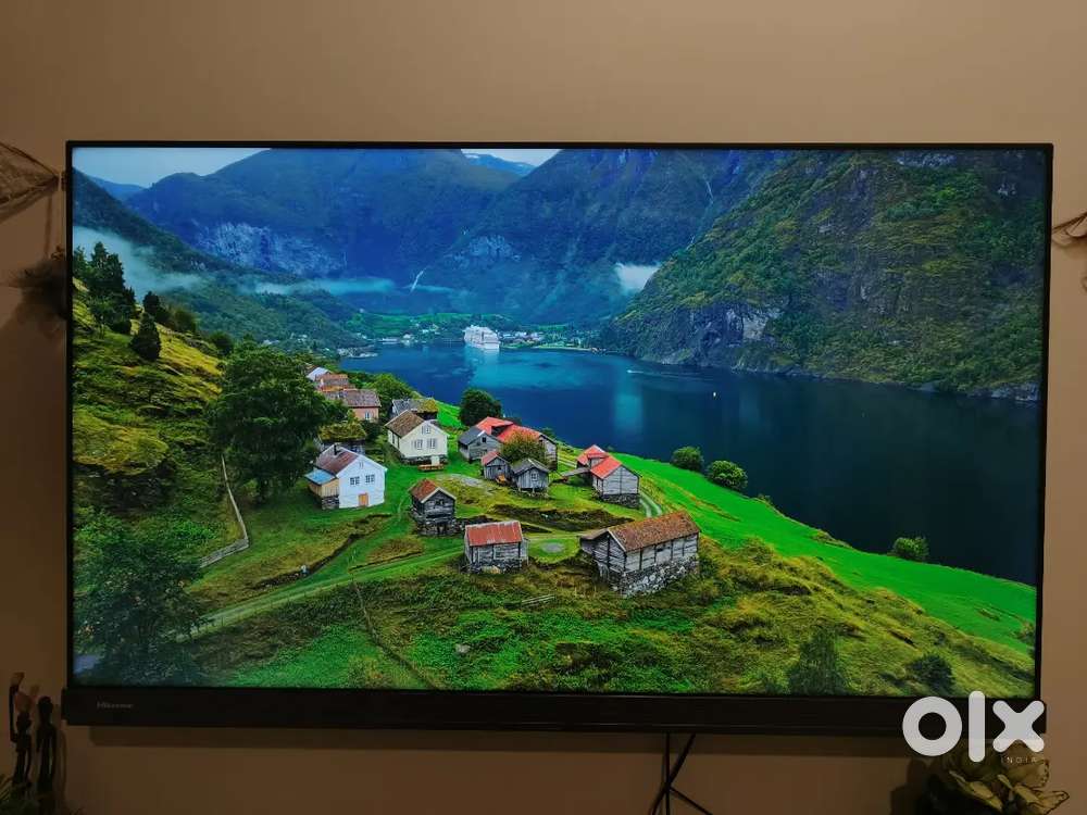 HISENSE 102w 55 inch 4K ULTRA HD TV