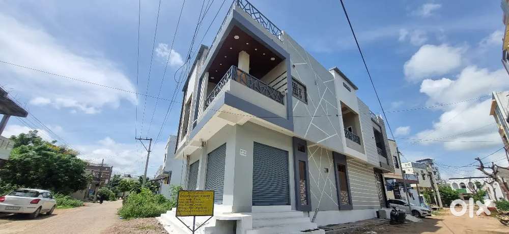 Commercial shop for rent at sailani baba colony near macca masjid.