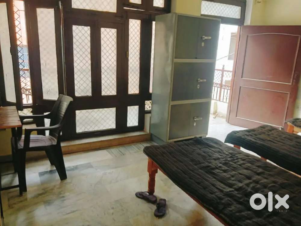Fully furnished boys hostel & pg