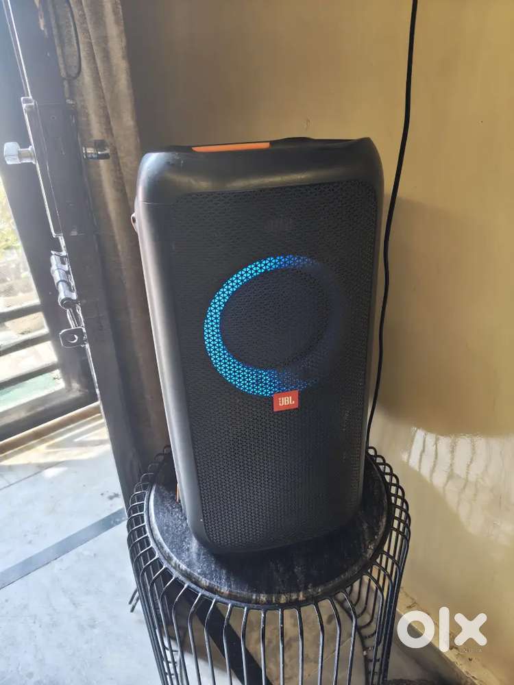 JBL JUST LIKE NEW PARTY BOX 100