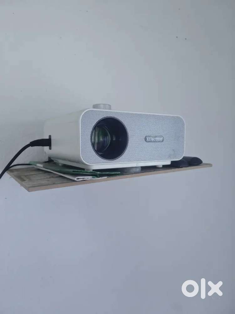 Projector at very low price