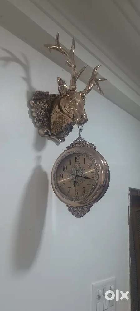 Wall clock