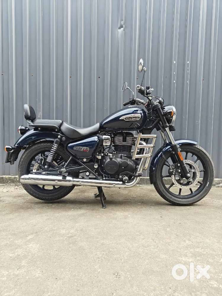 ROYAL ENFIELD METEOR 350(Showroom Condition)