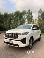 Toyota Innova Hycross 2.0 VX Hybrid 7 STR, 2023, Diesel