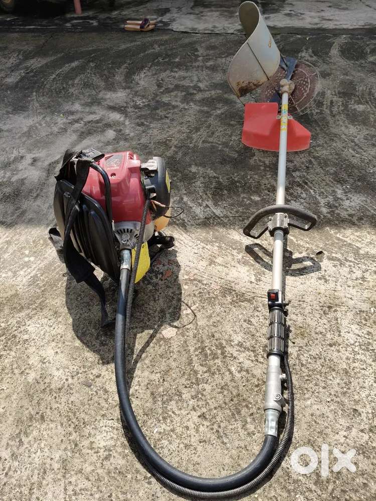 Grass-cutting or weed-cutting machine. Use only 8 days