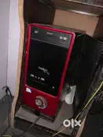 06 Deaktop computers with printer.