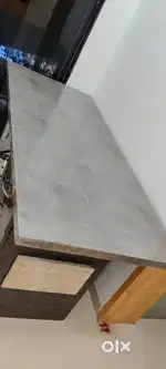 Office table