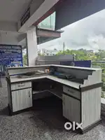 Reception desk (for medicine shop)