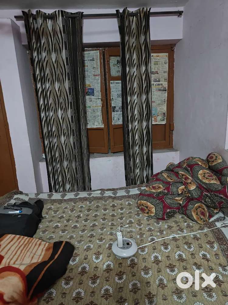 Need a roommate for boys