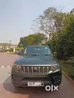 Scorpio N Z4 Diesel AT 7 STR - Deep Forest 2024 Model - 10k km Driven
