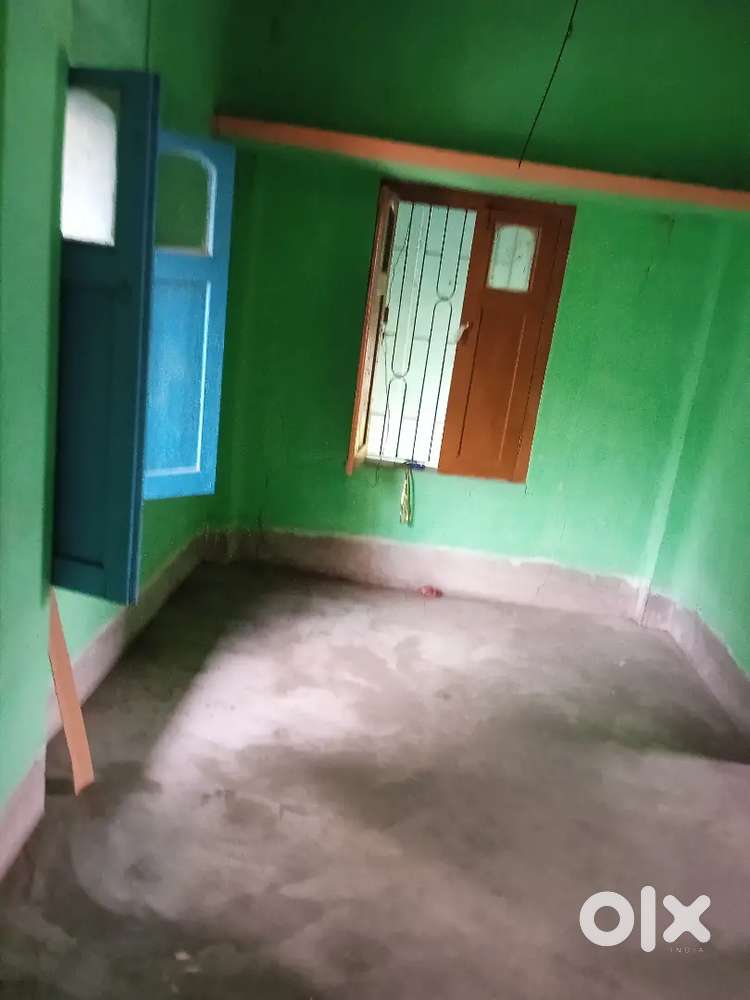 A floor of a personal house for rent