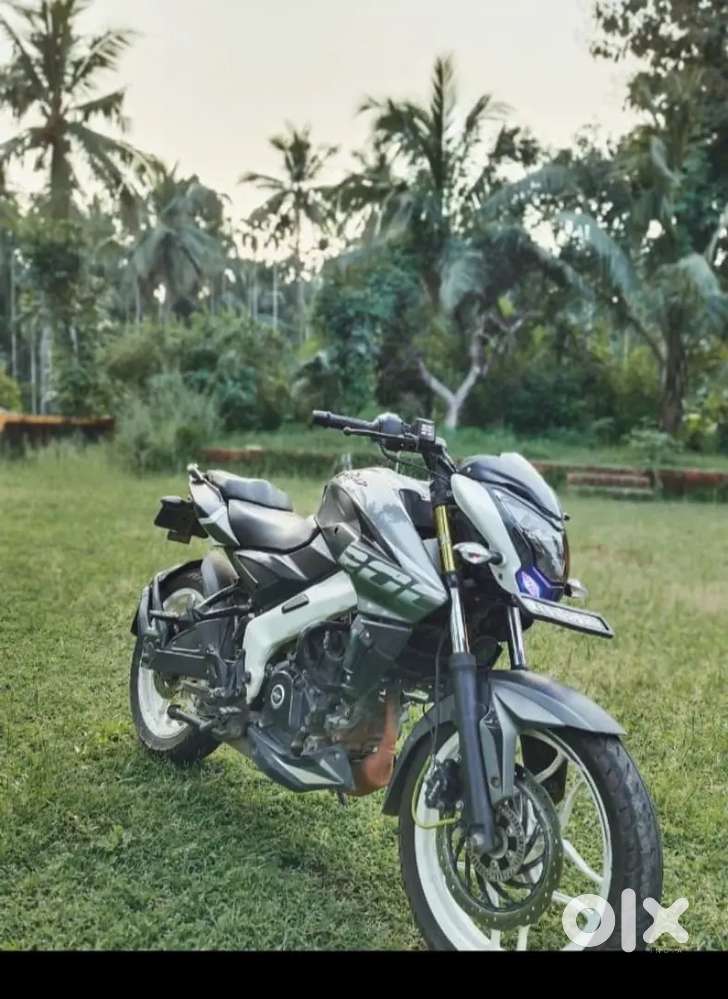 Pulsar NS200
