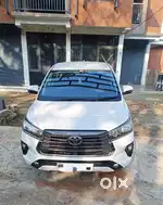 Toyota Innova Crysta 122000 Km Driven