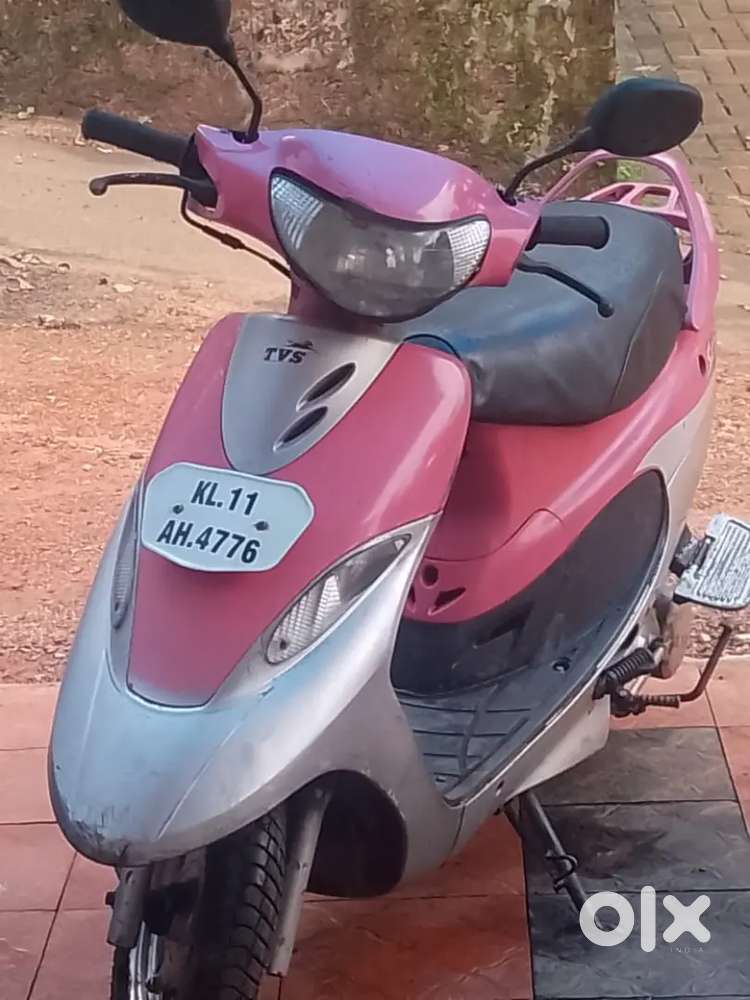 Scooty Pep plus selling