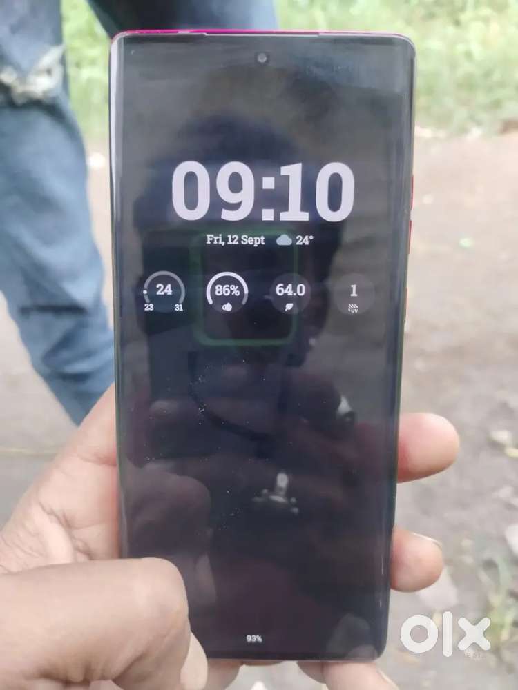 Moto g85 5G.  8+4.128 RAM ROM