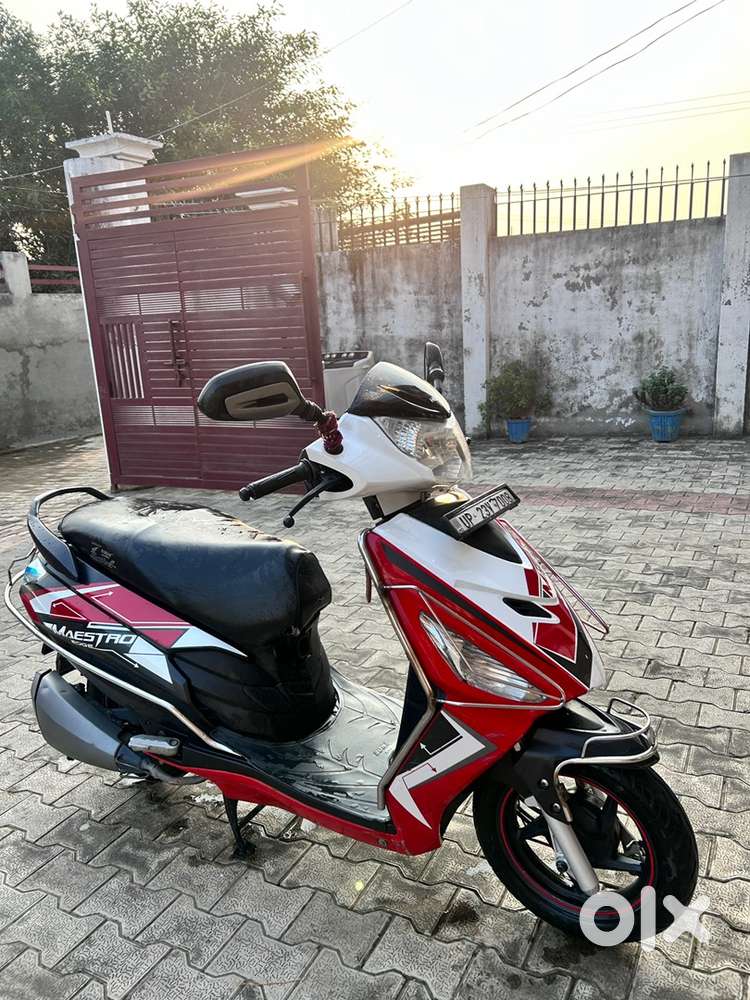 Maestro edge scooty