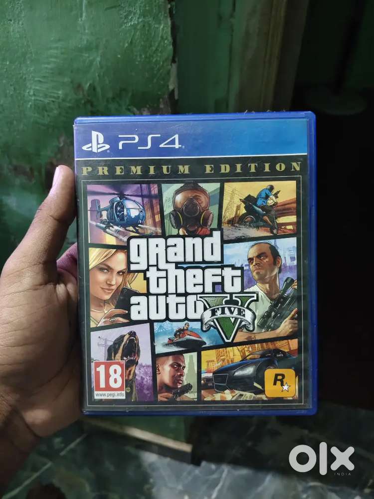 GTA 5 PREMIUM EDITION AND FIFA 18 PS4 CD