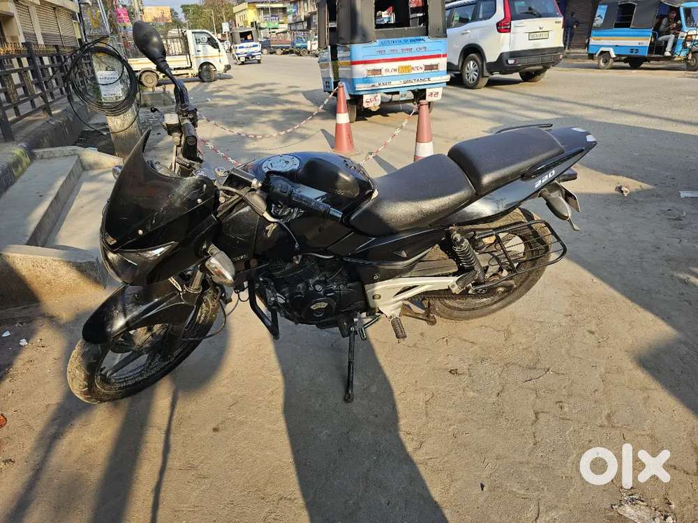Bajaj Pulsar 220 S