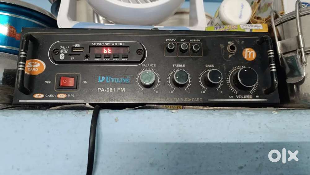 Amplifier  two subwoffer  sound box super condition excellent  sound