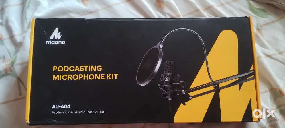 Maono podcasting microphone kit AU-A04